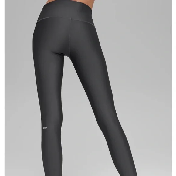Alo - 7/8 High-Waist Airlift Legging - Dark Gray - Size Small - Picture 6 of 7